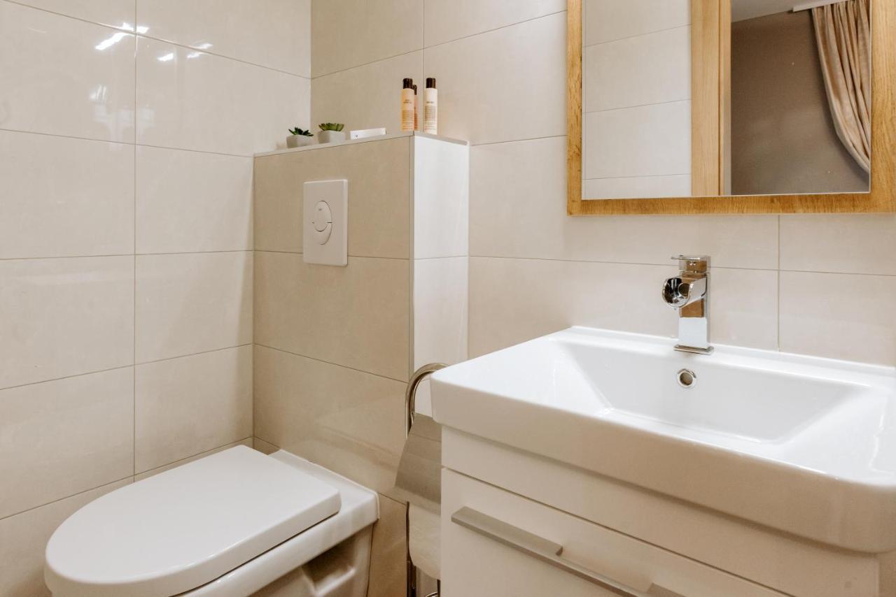 Rooms Verde Petrovče エクステリア 写真